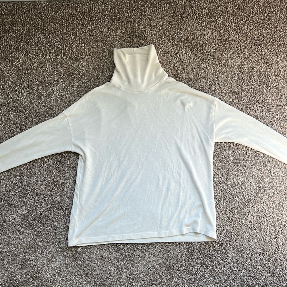 Thom Kelly Cori Turtleneck- Vanilla